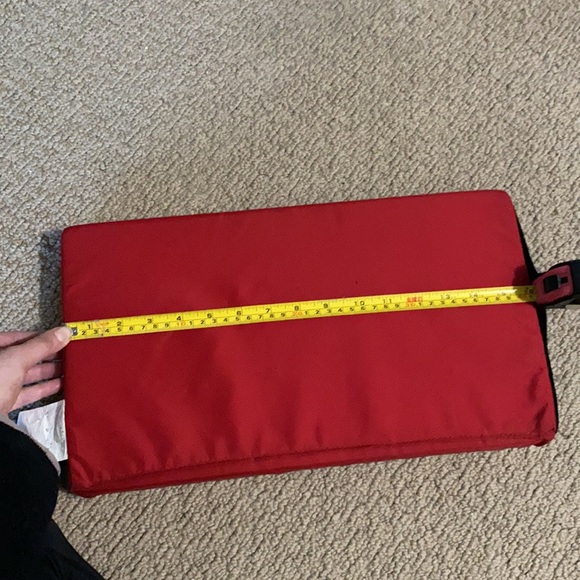RED SEAT CUSHION BRAND NEW. 100% URETHANE FOAM - Picture 3 of 9